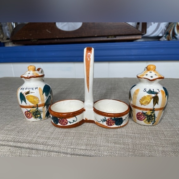 Vintage Nasco Japan Hand Painted Salt And Pepper Shakers Set With Holder Pear - Picture 5 of 9